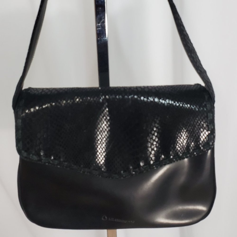 Liz Claiborne Black Snake Print Shoulder Bag purse 9.5"x 4"x7" high